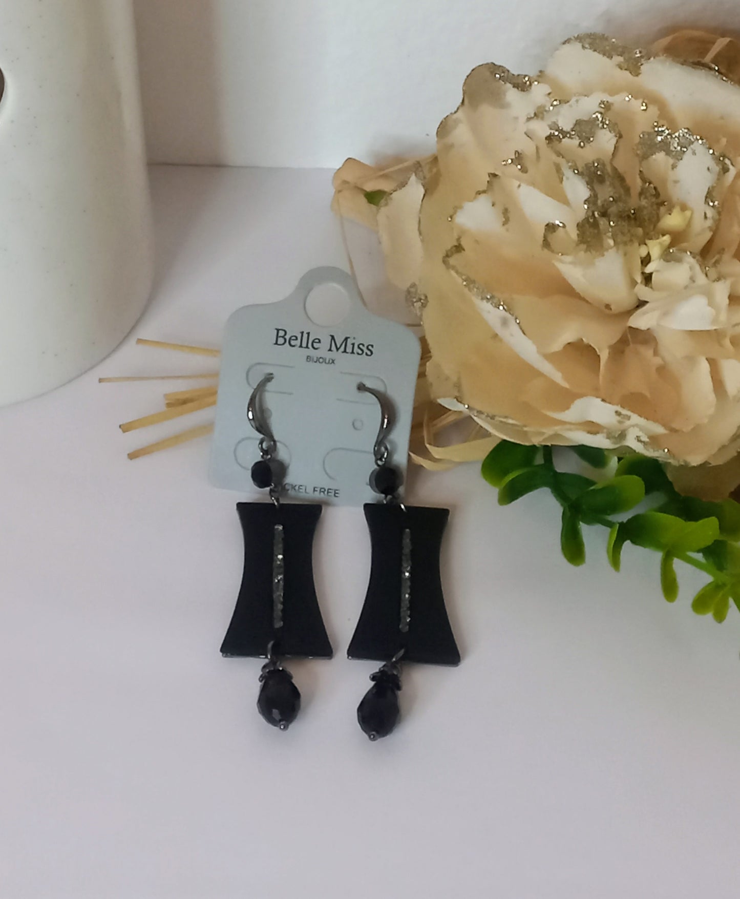 Boucle d'oreille pendante noir (Fantaisie) BO18924