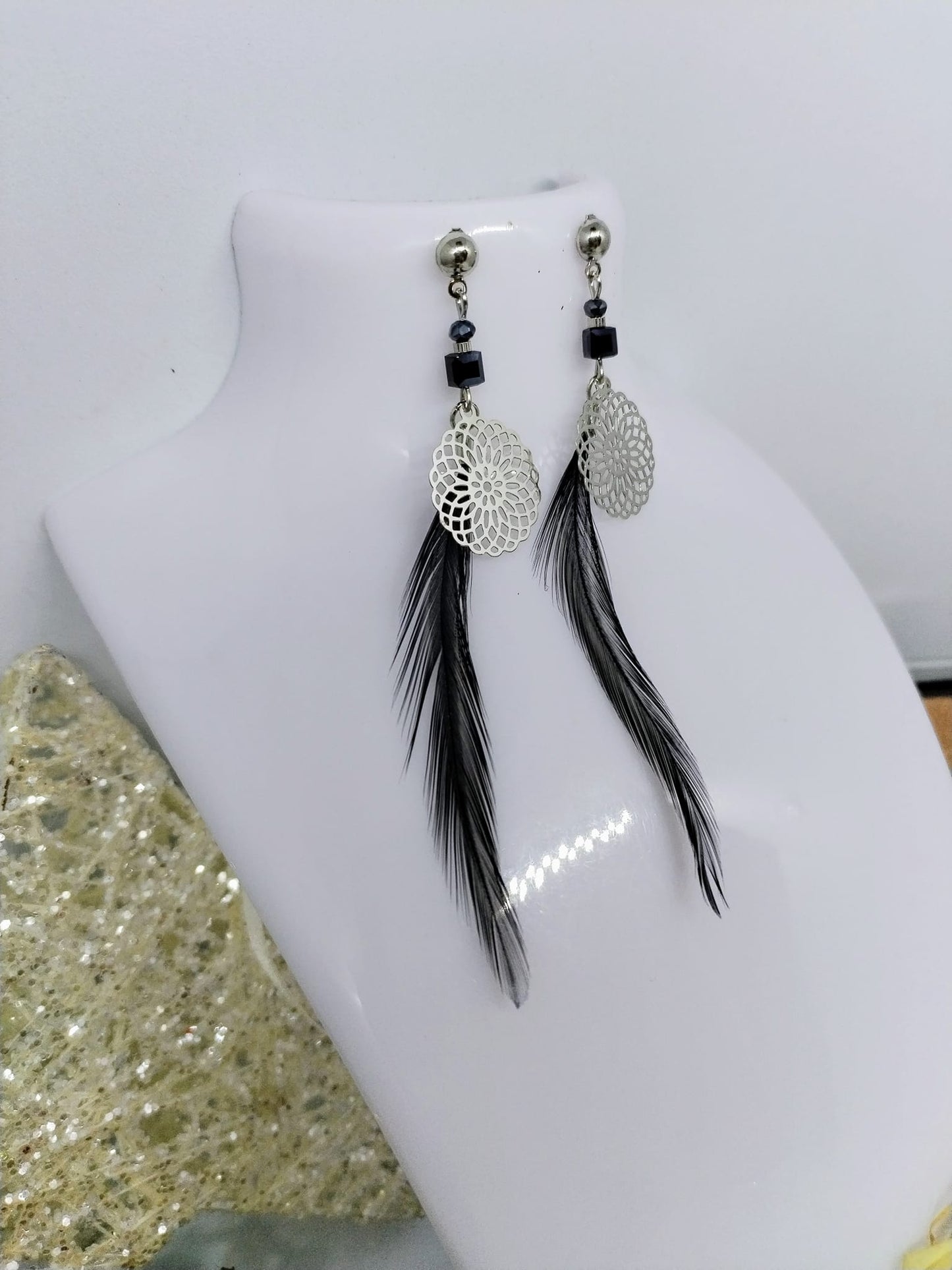 Boucle d'oreille plume noir (Fantaisie) BO1425