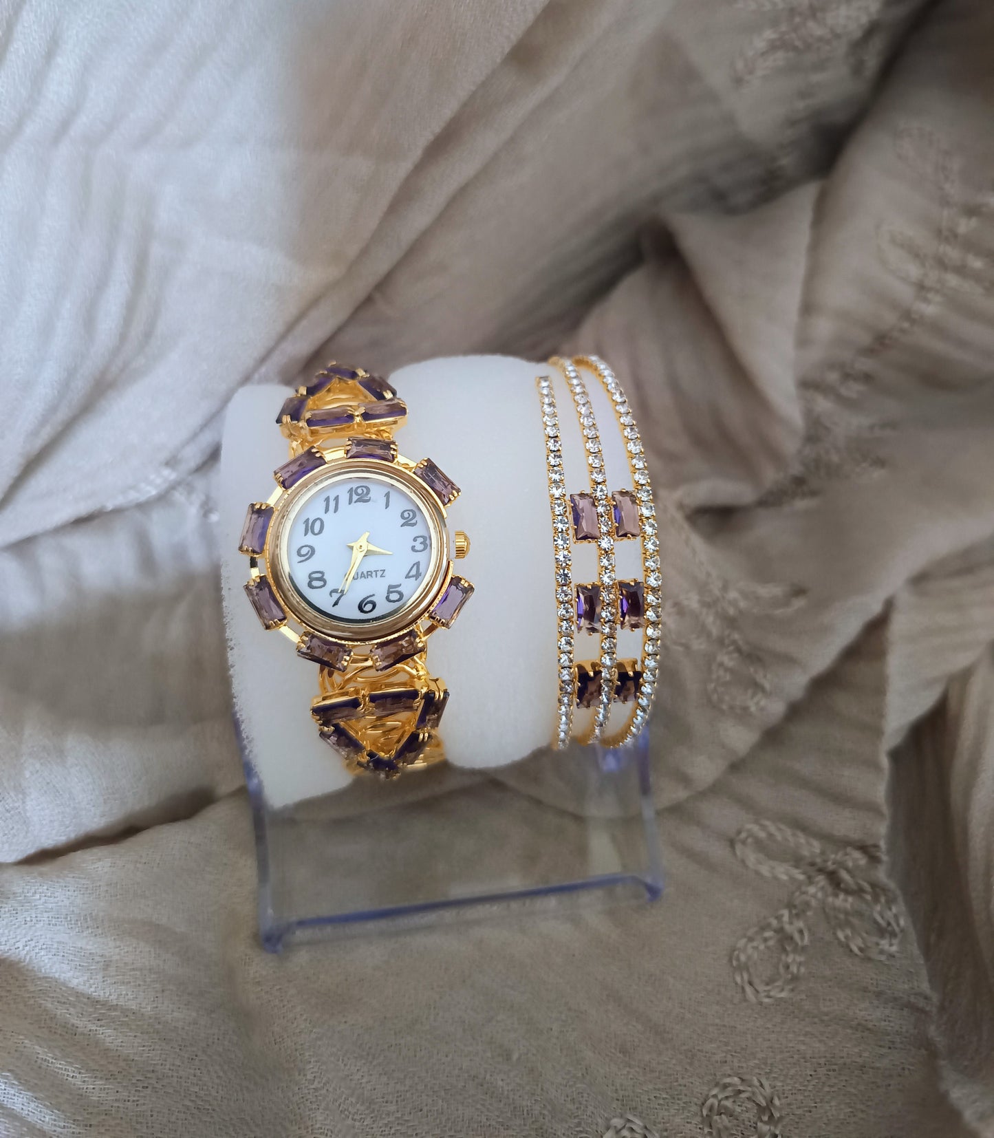 Montre et bracelet or (Fantaisie)