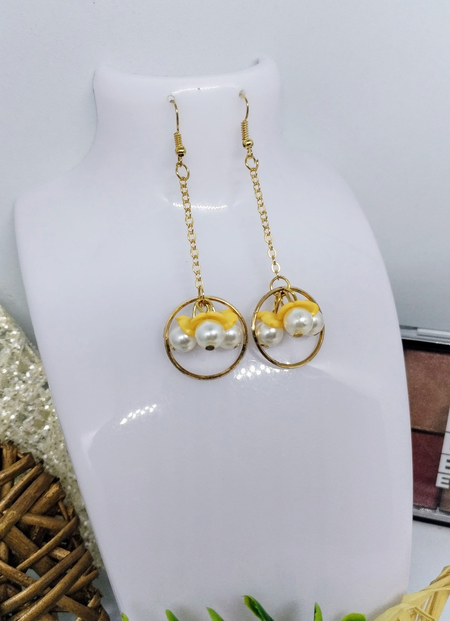 Boucle d'oreille fleur jaune (fantaisie) BO16624