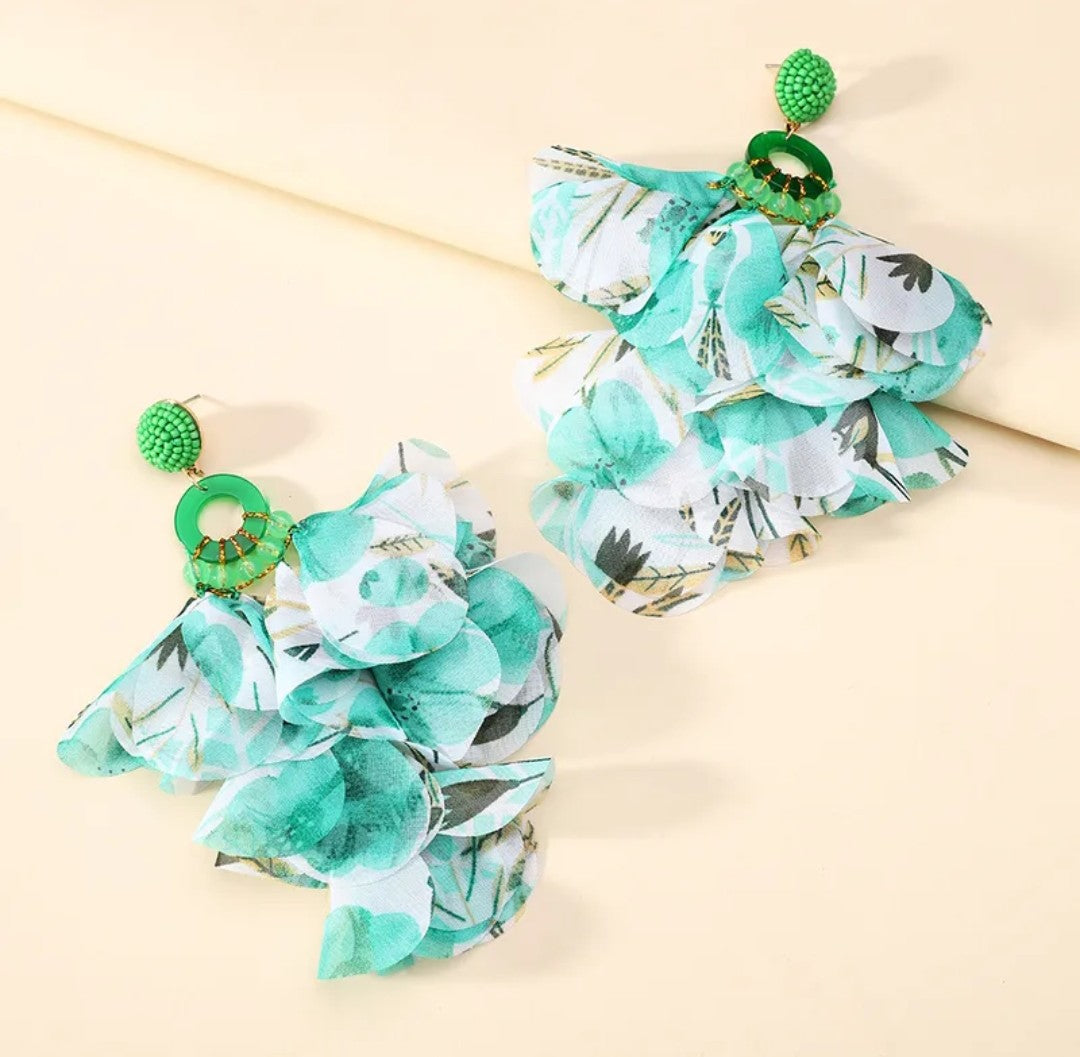 Boucle d'oreille verte (Fantaisie)