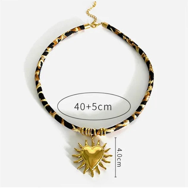 Collier léopard et coeur or (Acier)