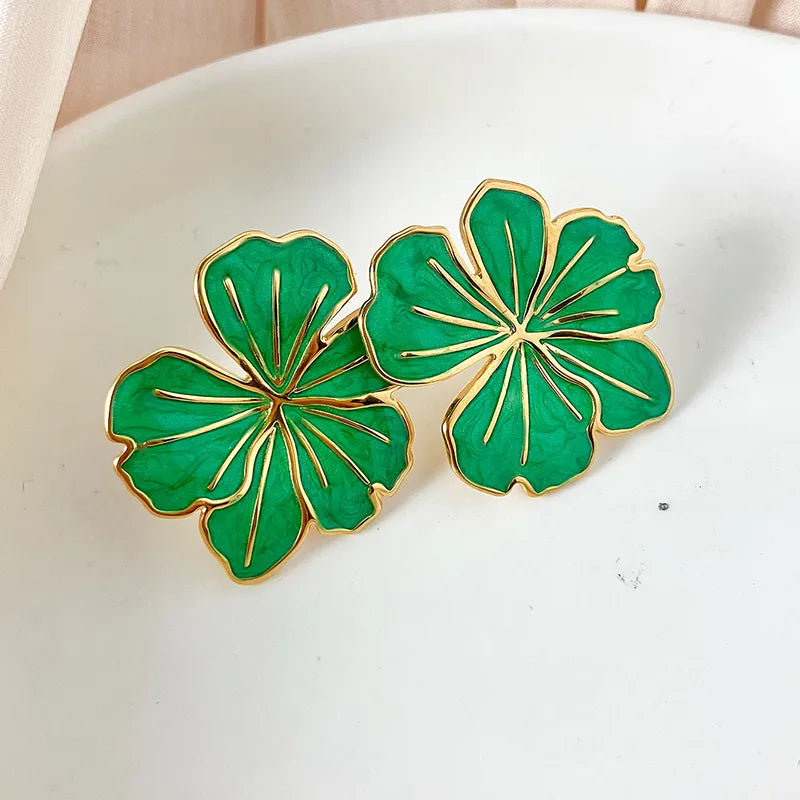 Boucle d'oreille fleur verte (Acier)