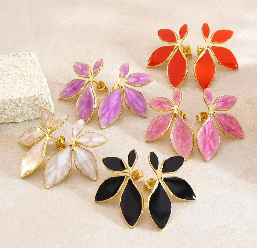 Boucles Livia Fleur Dorée (Acier inoxydable) - Elégantes & Colorées