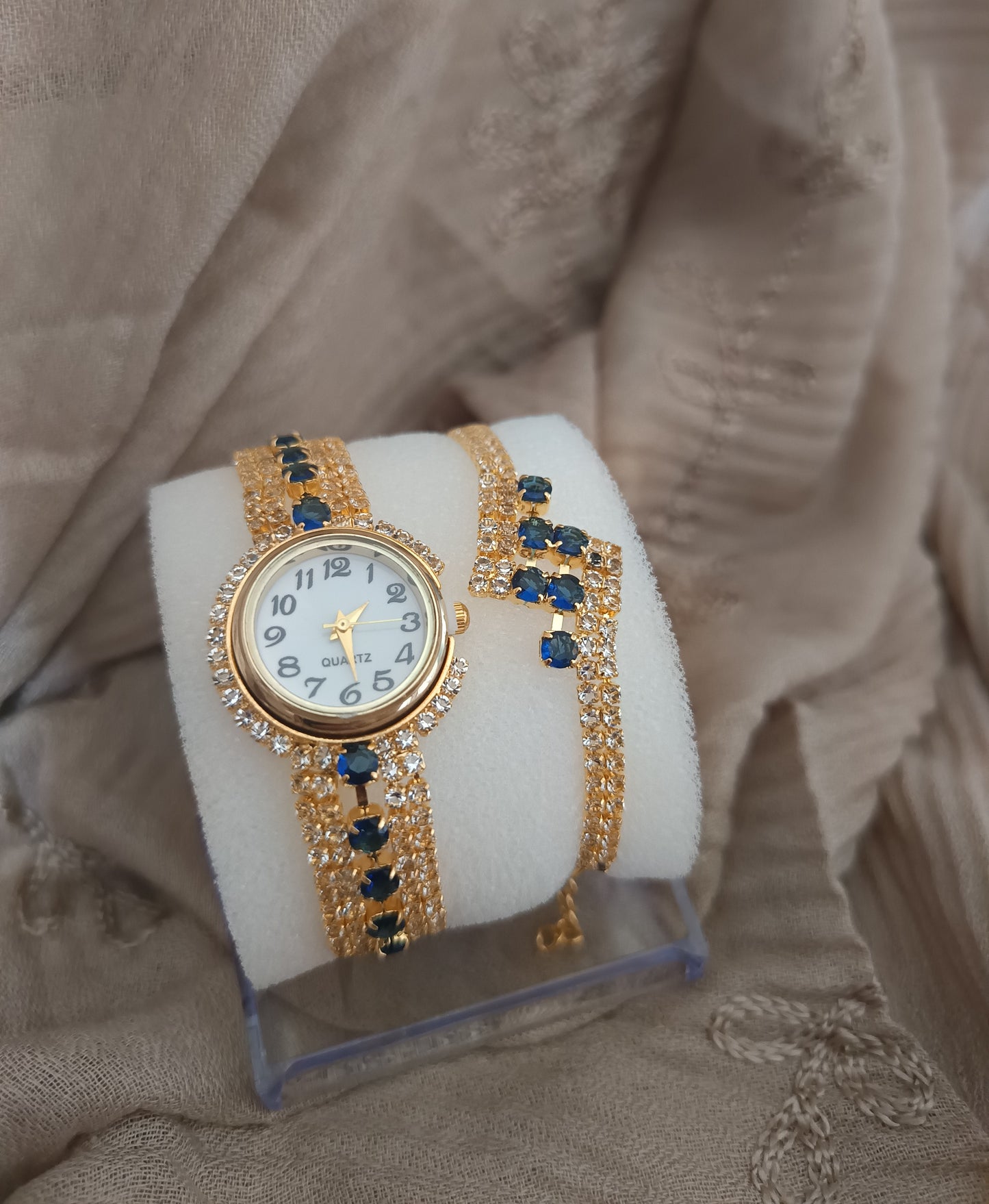 Montre et bracelet or (Fantaisie)