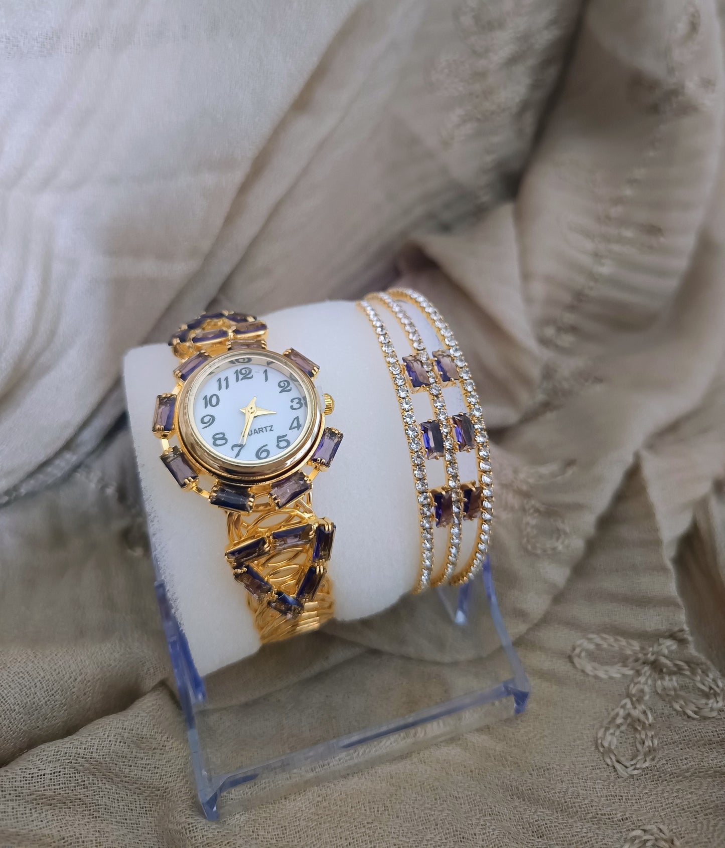 Montre et bracelet or (Fantaisie)