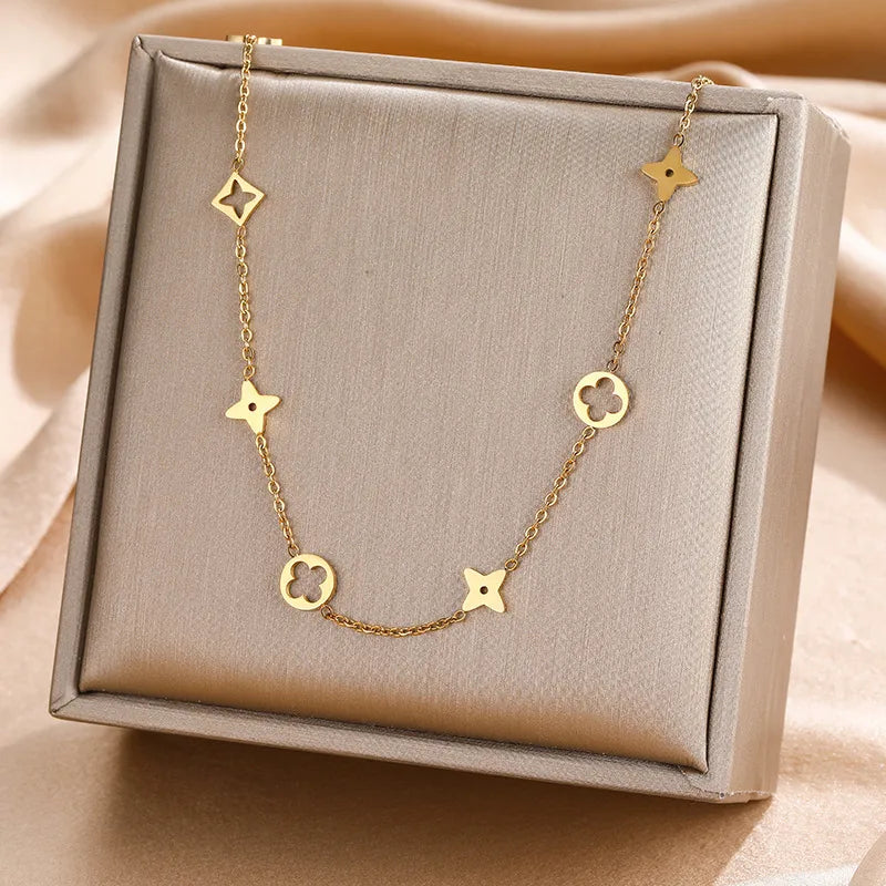 Collier or Inspiration Louis Vuitton (Acier en Titane)