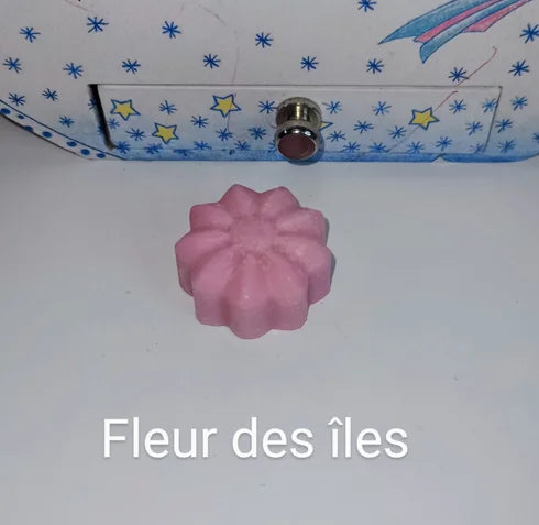 Fondant island flower 🏝️
