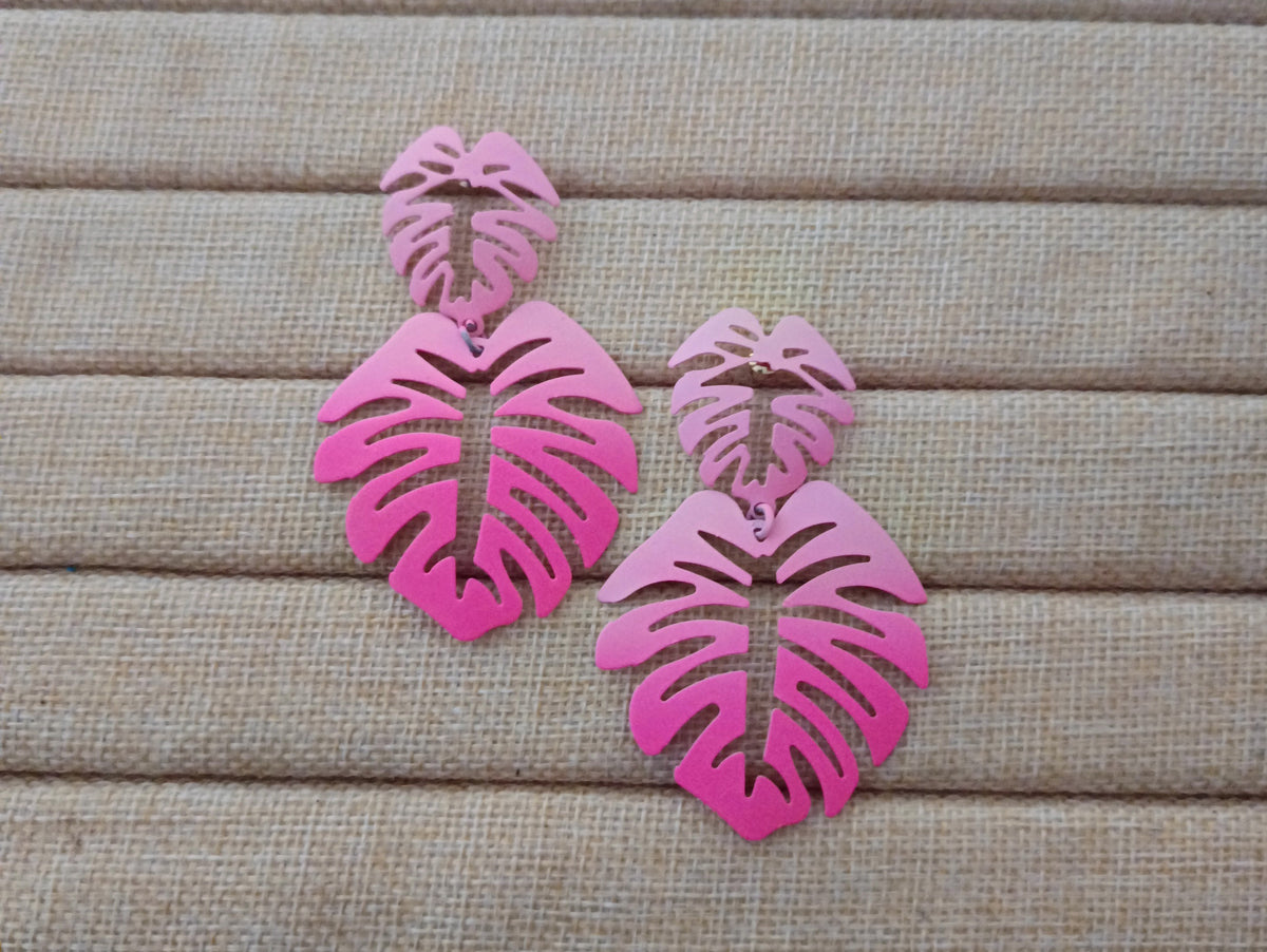 Boucle d'oreille rose (fantaisie)