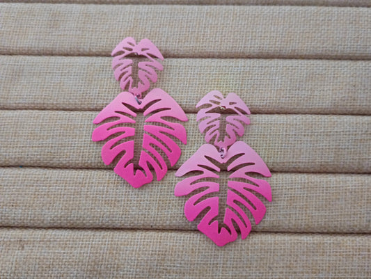 Boucle d'oreille rose (fantaisie)