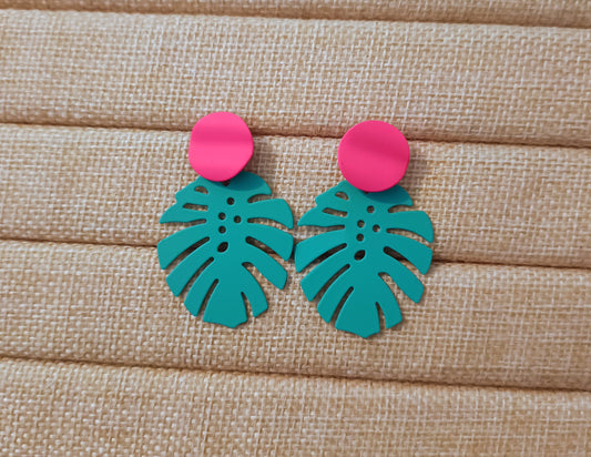 Boucle d'oreille bleu et rose (fantaisie)