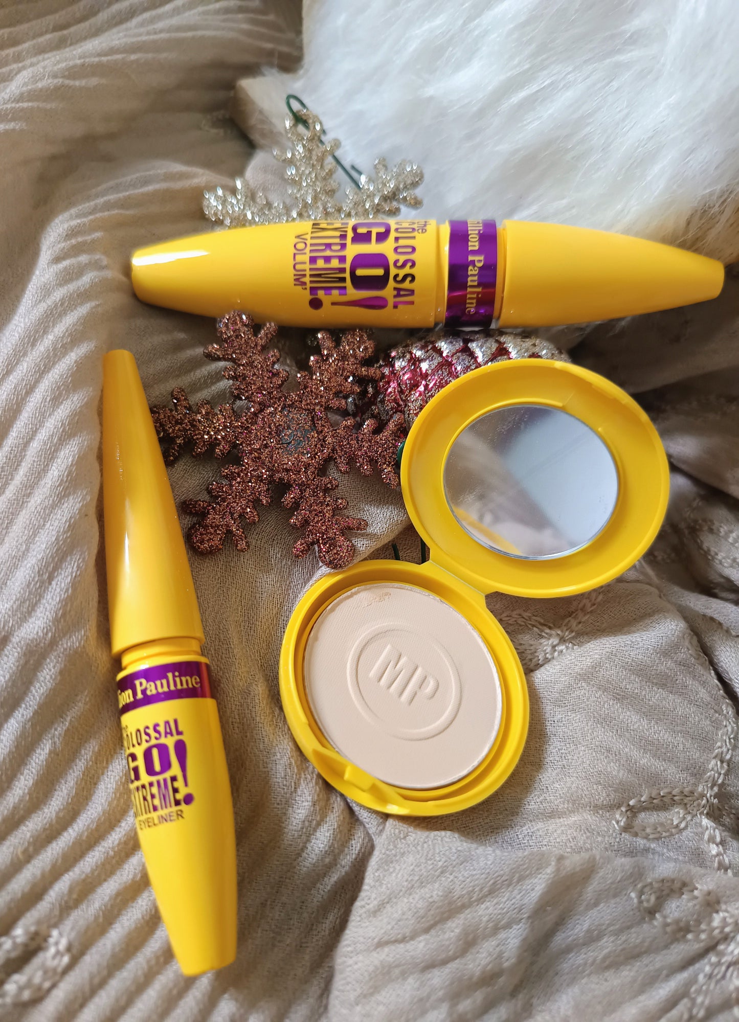 Kit Mascara/ Eye Liner et poudre